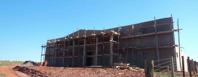 &nbsp; Conforme informações prestadas pelo Venerável Mestre Irmão Roberto Consalter, as obras de Construção da Loja Luzes do Arenito Nº 150 – continuam a todo vapor sendo que,  a previsão...