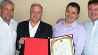 A ARLS Hugo Simas nº 92 realizou na última sexta-feira, dia 16 de dezembro de 2011, seu tradicional Jantar de Confraternização de Final de Ano, com a presença de centenas...
