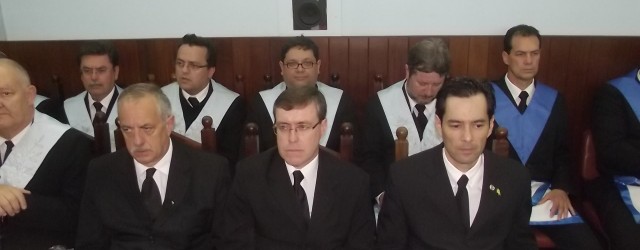 A Grande Loja do Paraná realizou na noite de 25 de janeiro, Sessão Magna para comemorar os 71 anos da sua fundação, em ato presidido pelo Sereníssimo Grão Mestre Irmão...